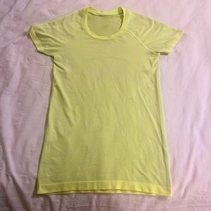 Neon yellow Lululemon swiftly tech 2.0 size 2